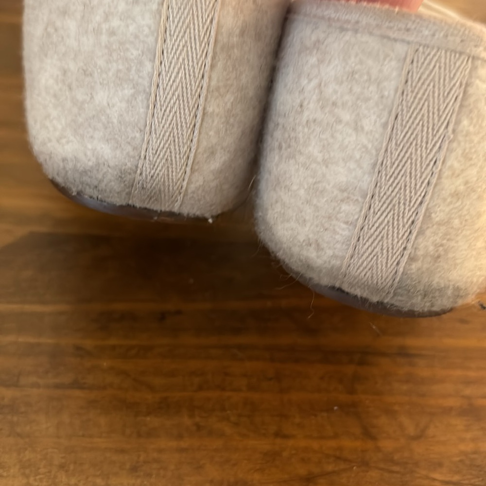 Zara Soft Beige Ballet Flats with Bow Detail - Picture 4 of 5